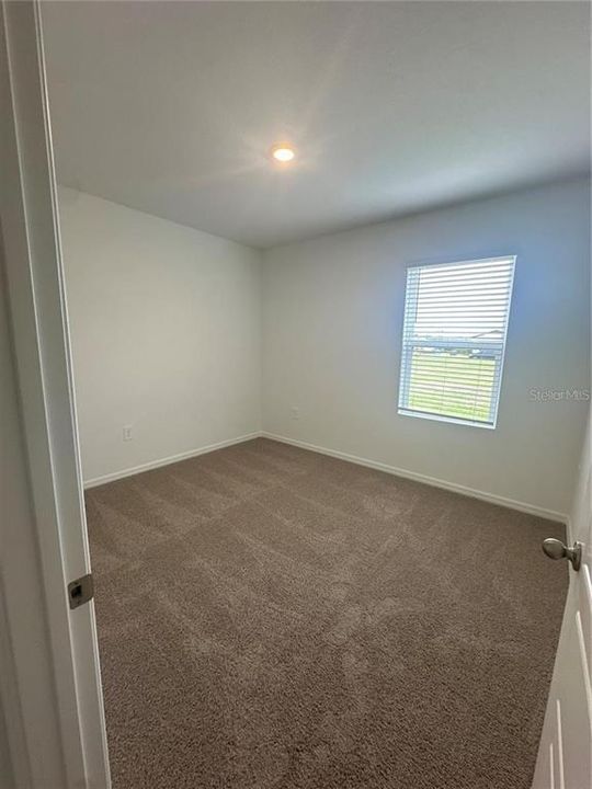 For Rent: $2,100 (4 beds, 2 baths, 1665 Square Feet)