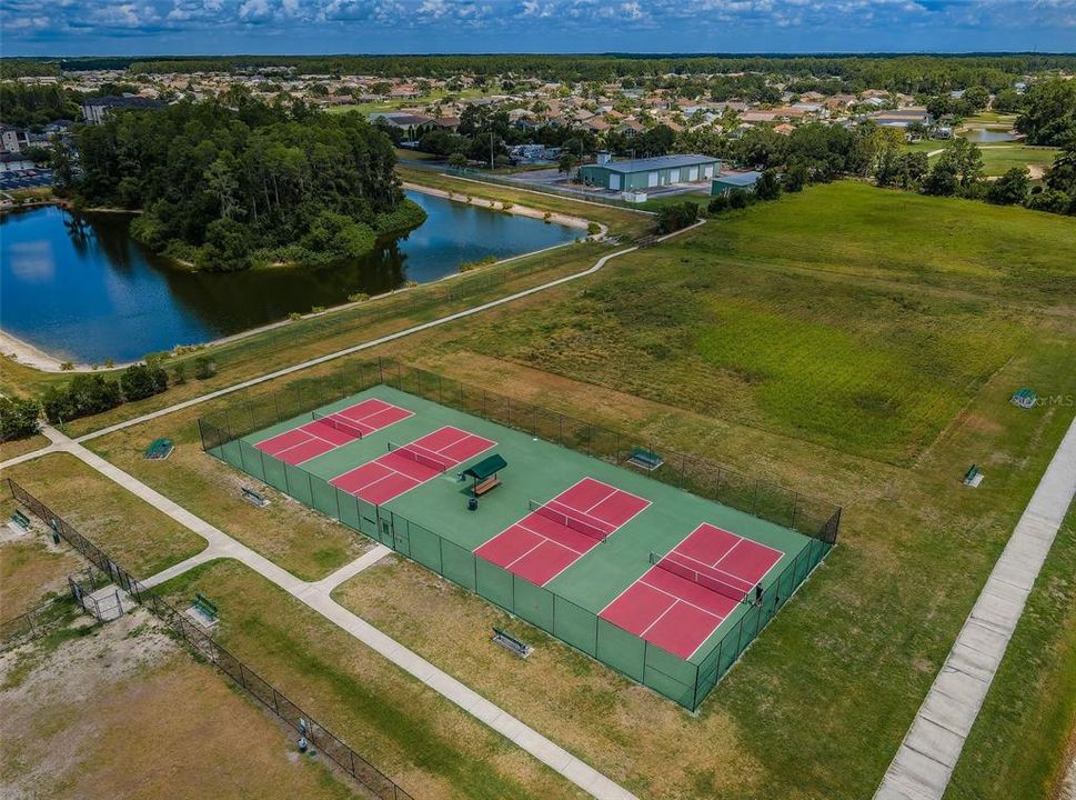 En Venta: $365,000 (3 camas, 2 baños, 1811 Pies cuadrados)