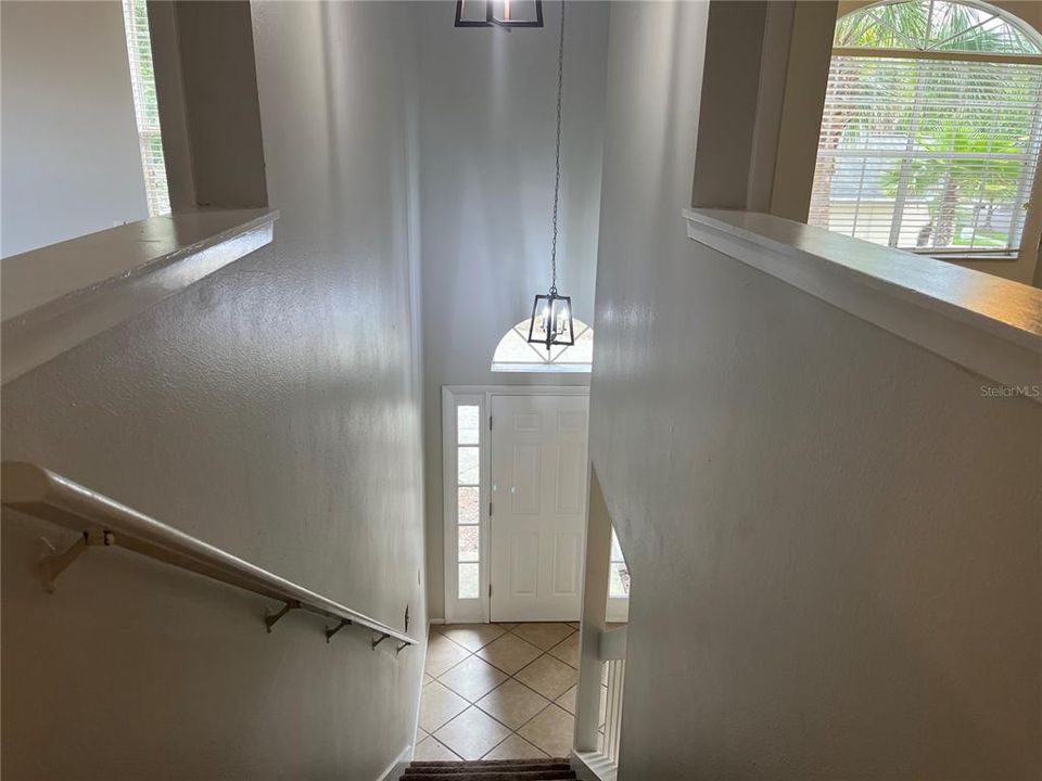 For Rent: $2,700 (4 beds, 2 baths, 2029 Square Feet)