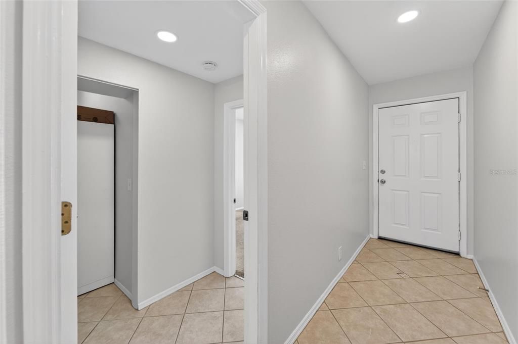 For Rent: $1,850 (2 beds, 2 baths, 1315 Square Feet)