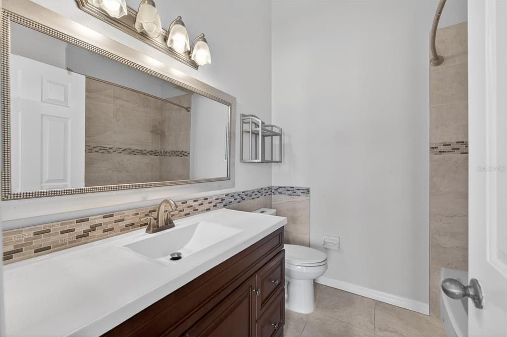 For Rent: $1,850 (2 beds, 2 baths, 1315 Square Feet)
