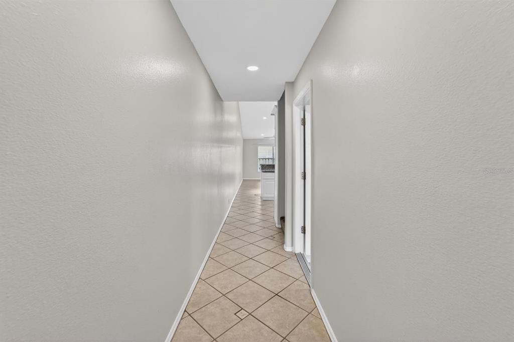 For Rent: $1,850 (2 beds, 2 baths, 1315 Square Feet)