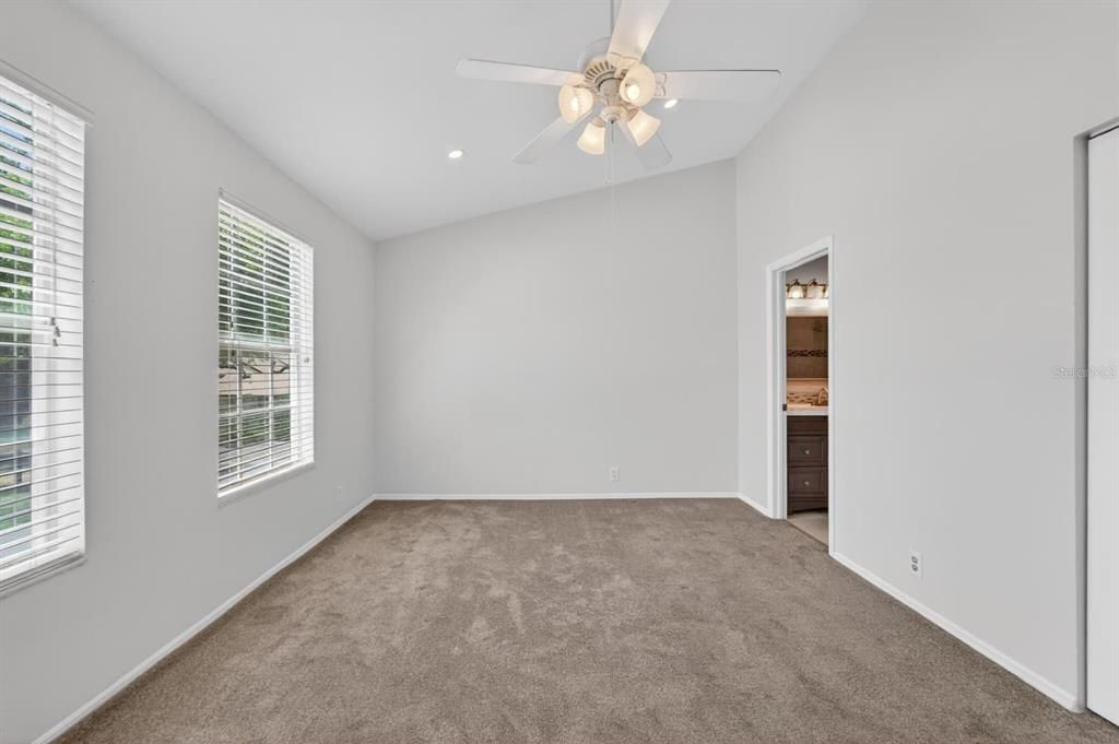 For Rent: $1,850 (2 beds, 2 baths, 1315 Square Feet)