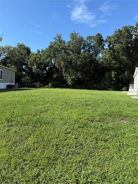 На продажу: $45,750 (0.13 acres)