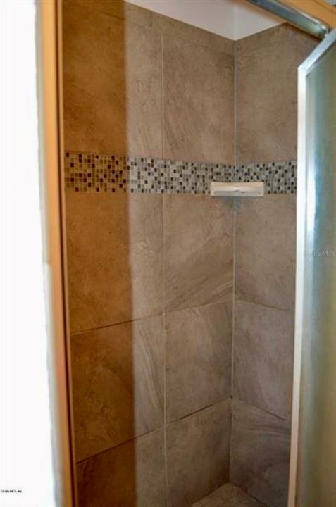 For Rent: $1,800 (3 beds, 2 baths, 1362 Square Feet)