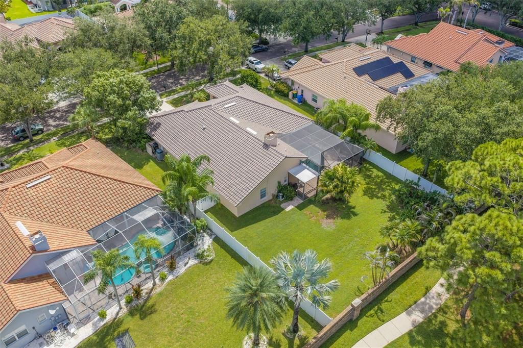 En Venta: $799,000 (4 camas, 3 baños, 2523 Pies cuadrados)