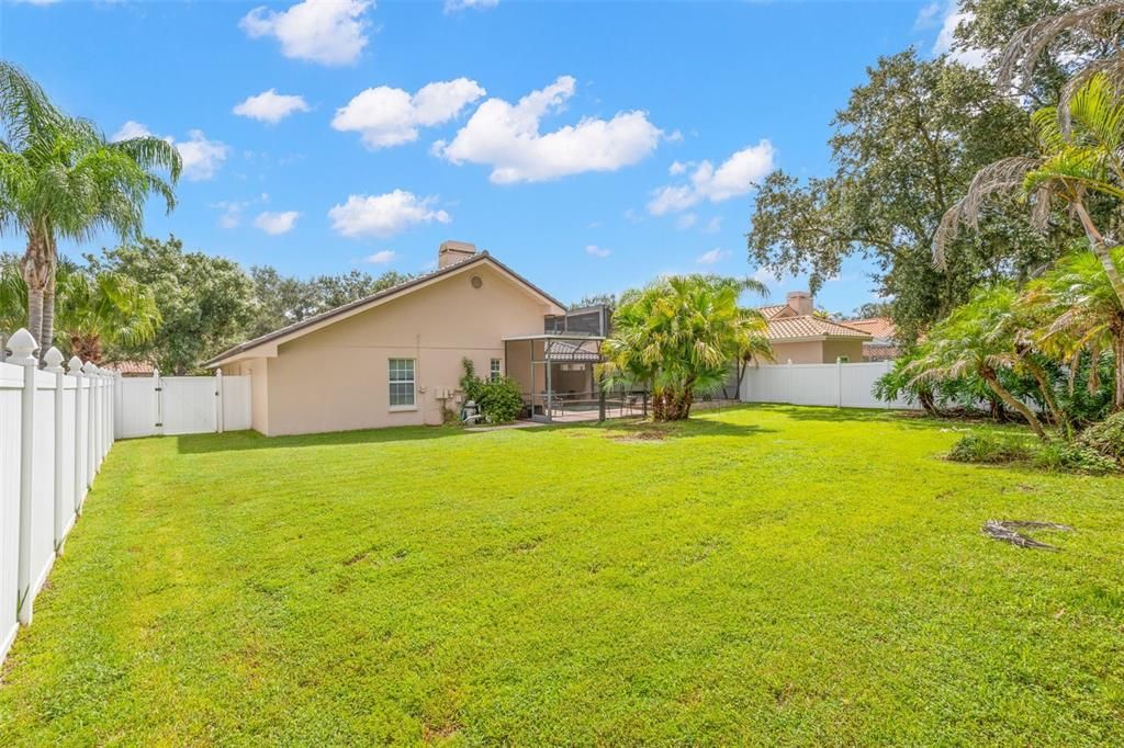 En Venta: $799,000 (4 camas, 3 baños, 2523 Pies cuadrados)