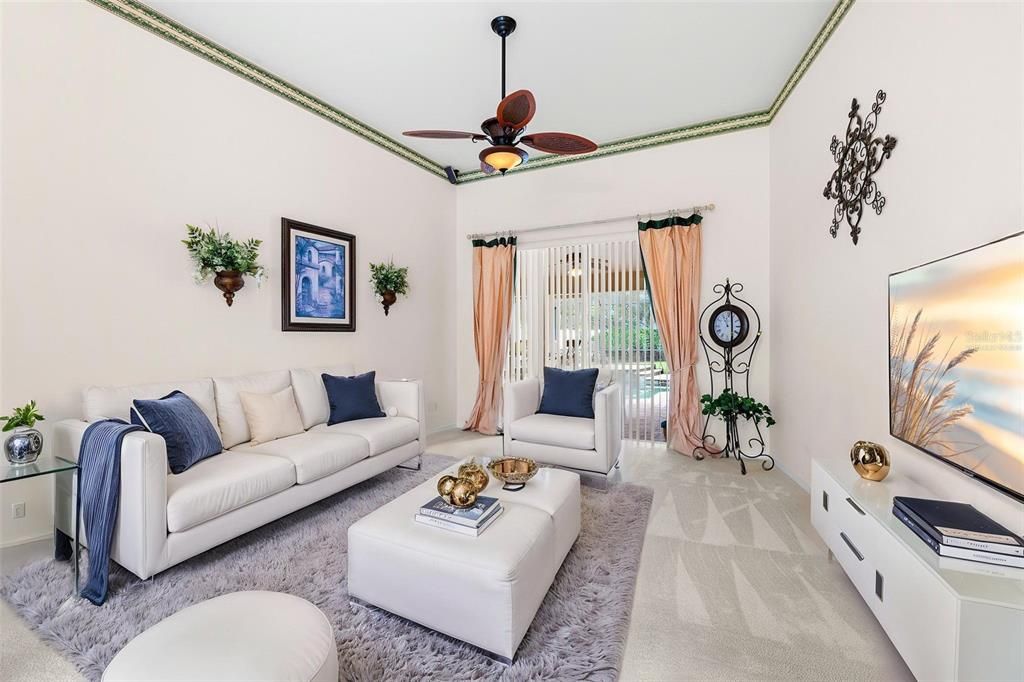 En Venta: $799,000 (4 camas, 3 baños, 2523 Pies cuadrados)