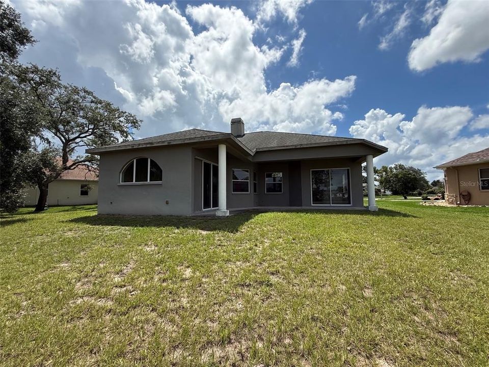 En Venta: $299,900 (3 camas, 3 baños, 2177 Pies cuadrados)