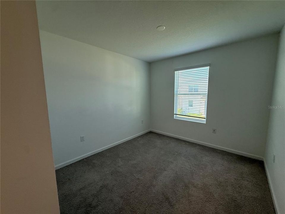 В аренду: $2,099 (3 спален, 2 ванн, 1460 Квадратных фут)