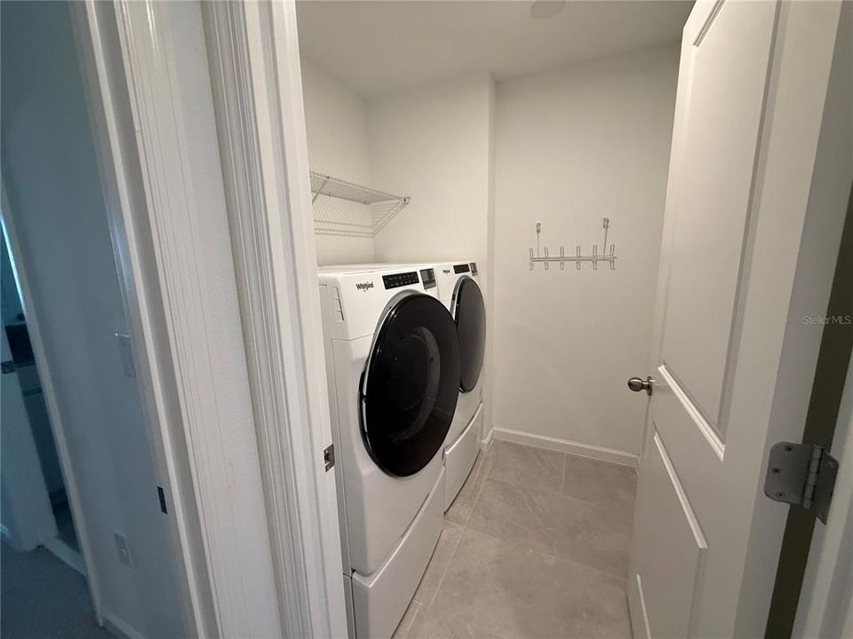 В аренду: $2,099 (3 спален, 2 ванн, 1460 Квадратных фут)