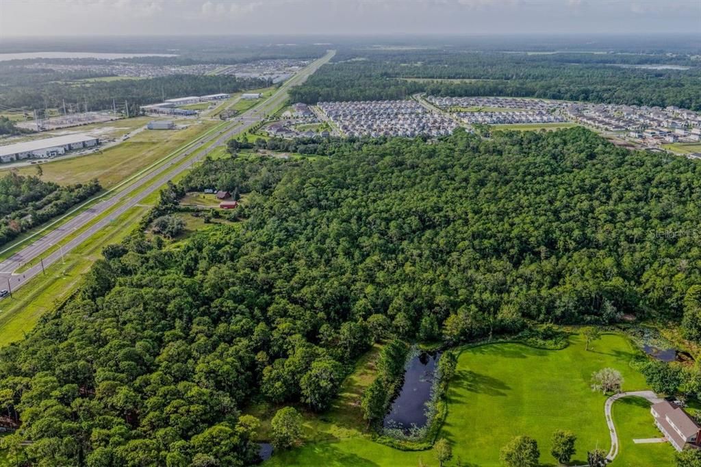 En Venta: $1,200,000 (5.10 acres)