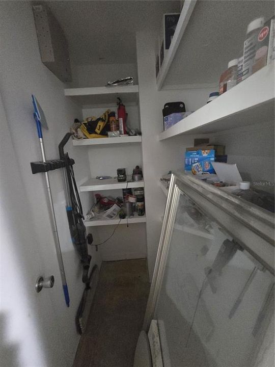 На продажу: $290,000 (3 спален, 2 ванн, 1692 Квадратных фут)