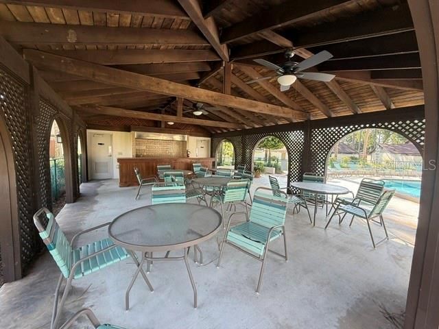 For Sale: $174,900 (2 beds, 2 baths, 1160 Square Feet)
