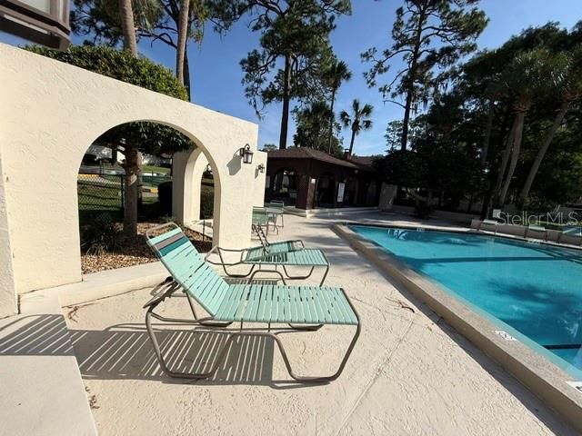 For Sale: $174,900 (2 beds, 2 baths, 1160 Square Feet)