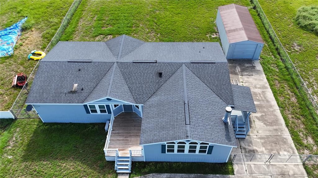 For Rent: $2,250 (4 beds, 2 baths, 2100 Square Feet)