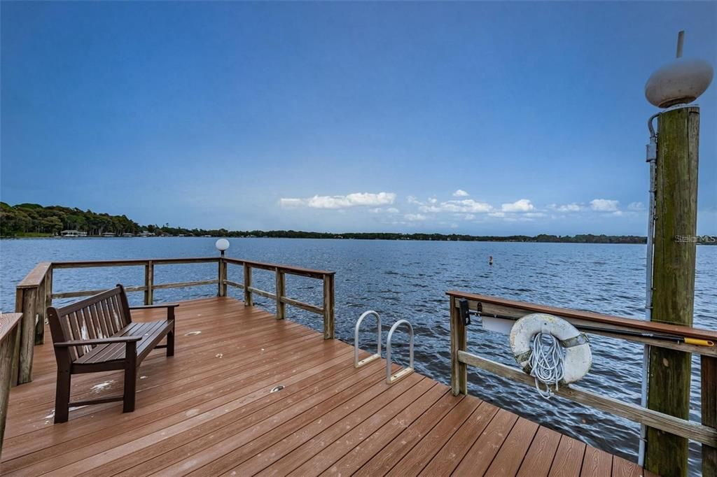 For Rent: $2,000 (2 beds, 2 baths, 970 Square Feet)