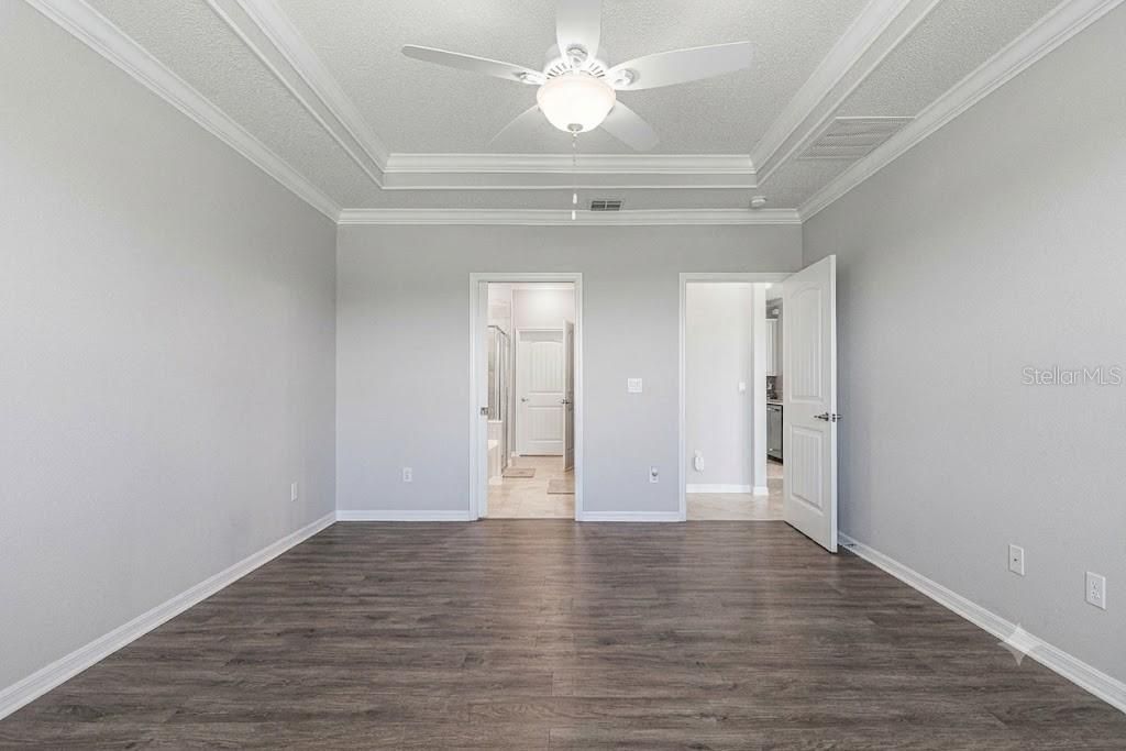 For Sale: $532,000 (4 beds, 2 baths, 2186 Square Feet)