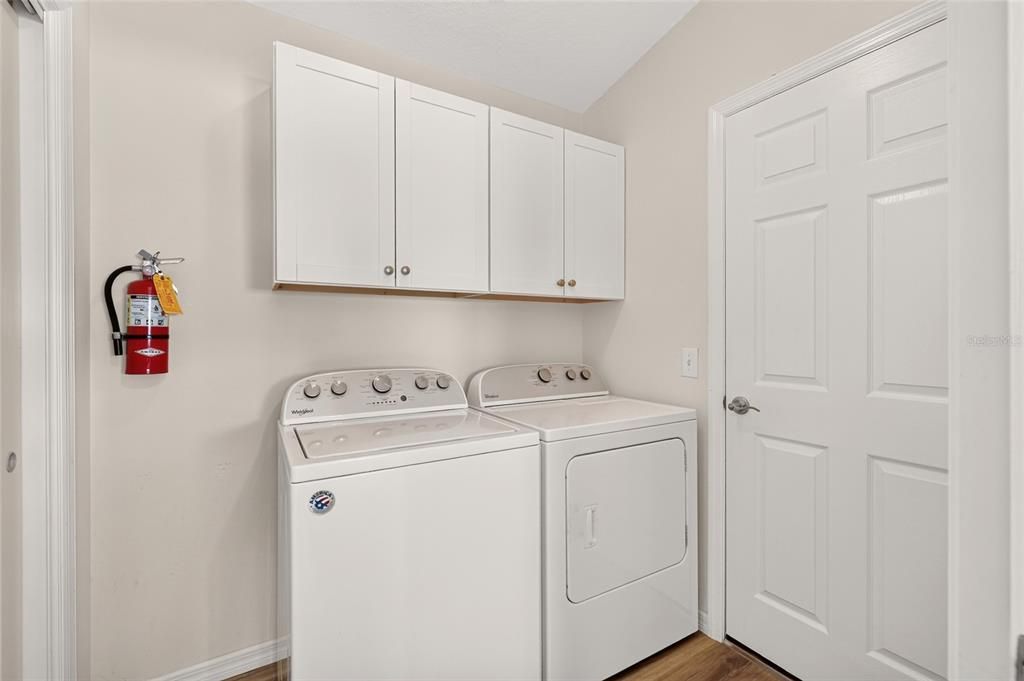 For Sale: $280,000 (2 beds, 2 baths, 1188 Square Feet)