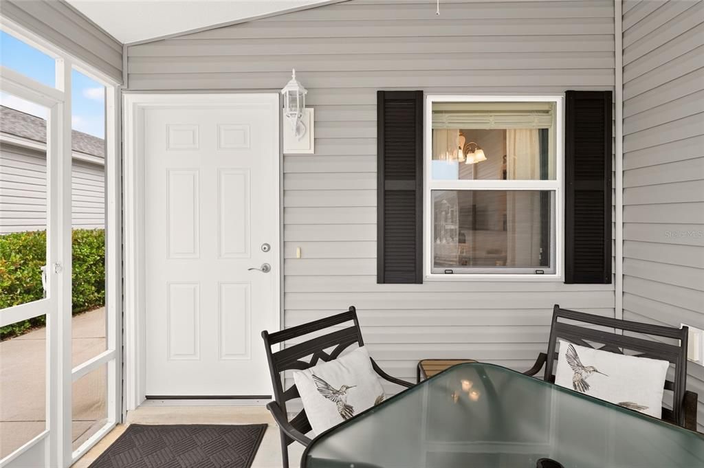 For Sale: $280,000 (2 beds, 2 baths, 1188 Square Feet)