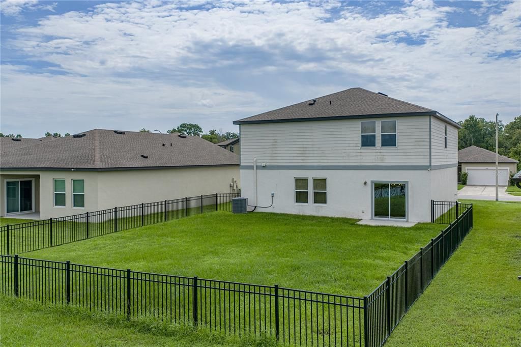На продажу: $365,000 (4 спален, 2 ванн, 2401 Квадратных фут)