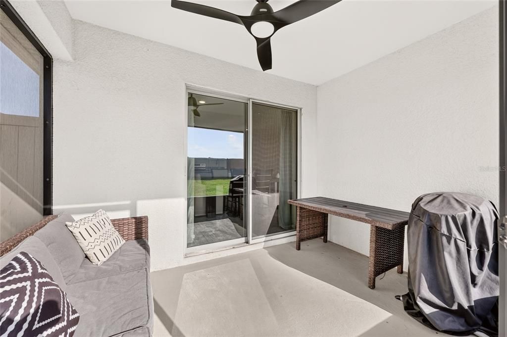 For Sale: $319,900 (4 beds, 2 baths, 1827 Square Feet)