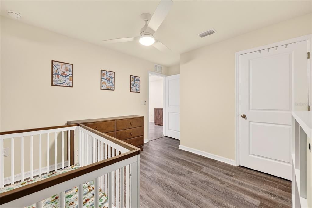 For Sale: $319,900 (4 beds, 2 baths, 1827 Square Feet)