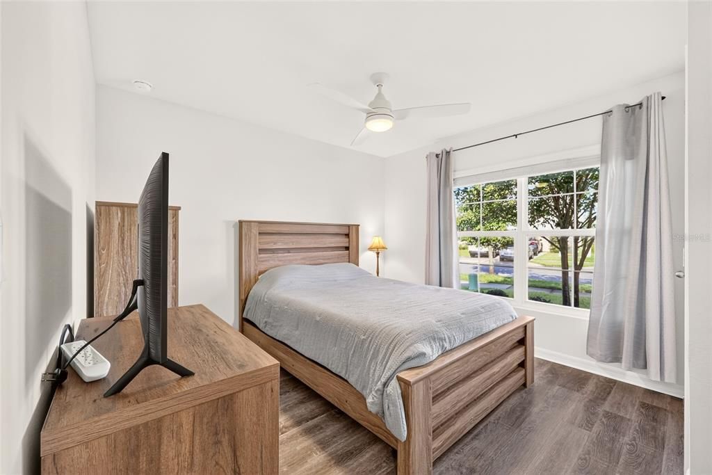 For Sale: $319,900 (4 beds, 2 baths, 1827 Square Feet)