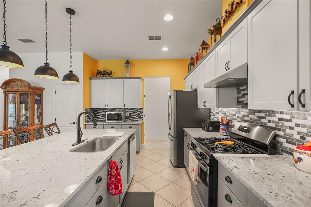 En Venta: $345,000 (2 camas, 2 baños, 1437 Pies cuadrados)
