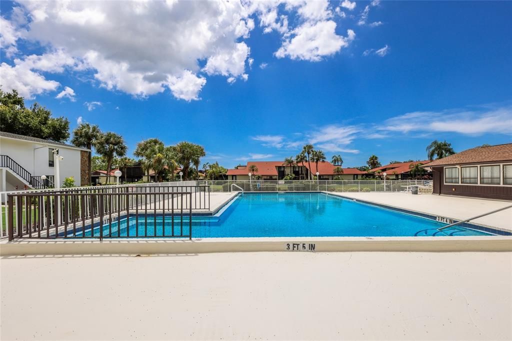 For Sale: $185,000 (2 beds, 2 baths, 1280 Square Feet)