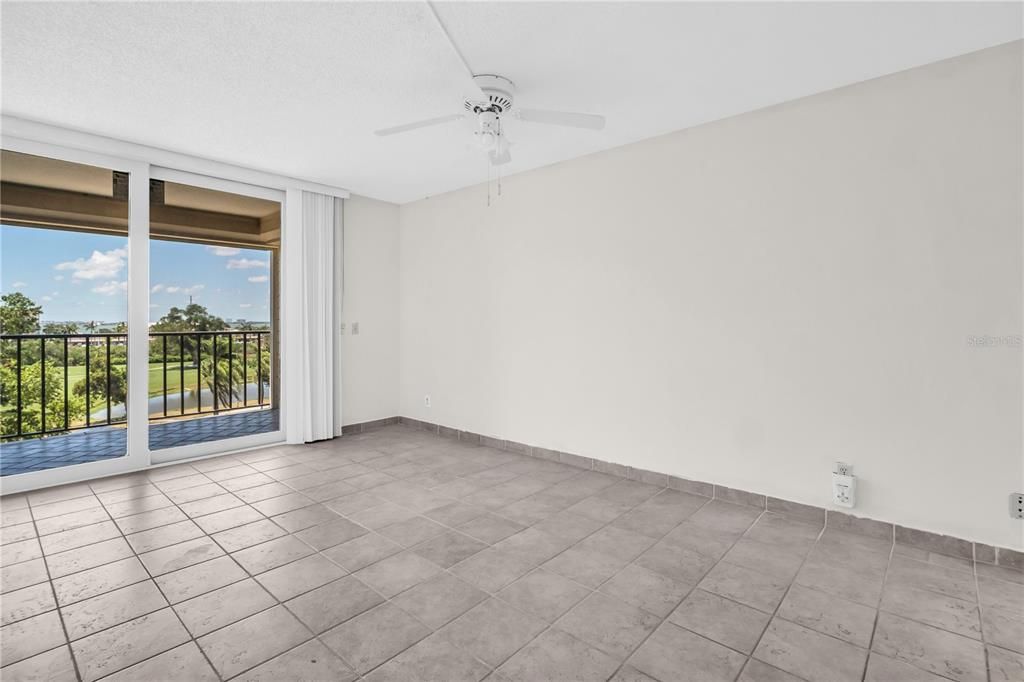 For Rent: $1,750 (1 beds, 1 baths, 780 Square Feet)