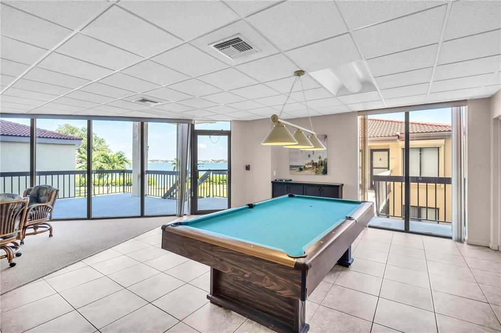 For Rent: $1,750 (1 beds, 1 baths, 780 Square Feet)