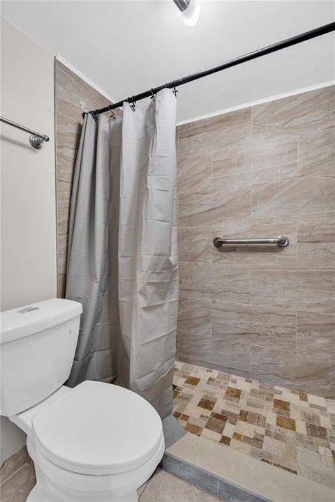 For Rent: $1,750 (1 beds, 1 baths, 780 Square Feet)