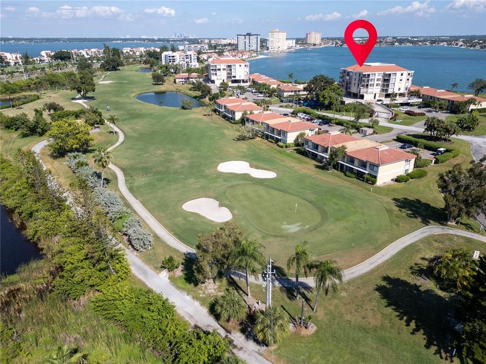 For Rent: $1,750 (1 beds, 1 baths, 780 Square Feet)