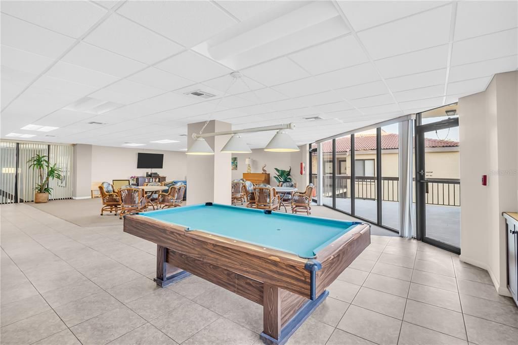For Rent: $1,750 (1 beds, 1 baths, 780 Square Feet)