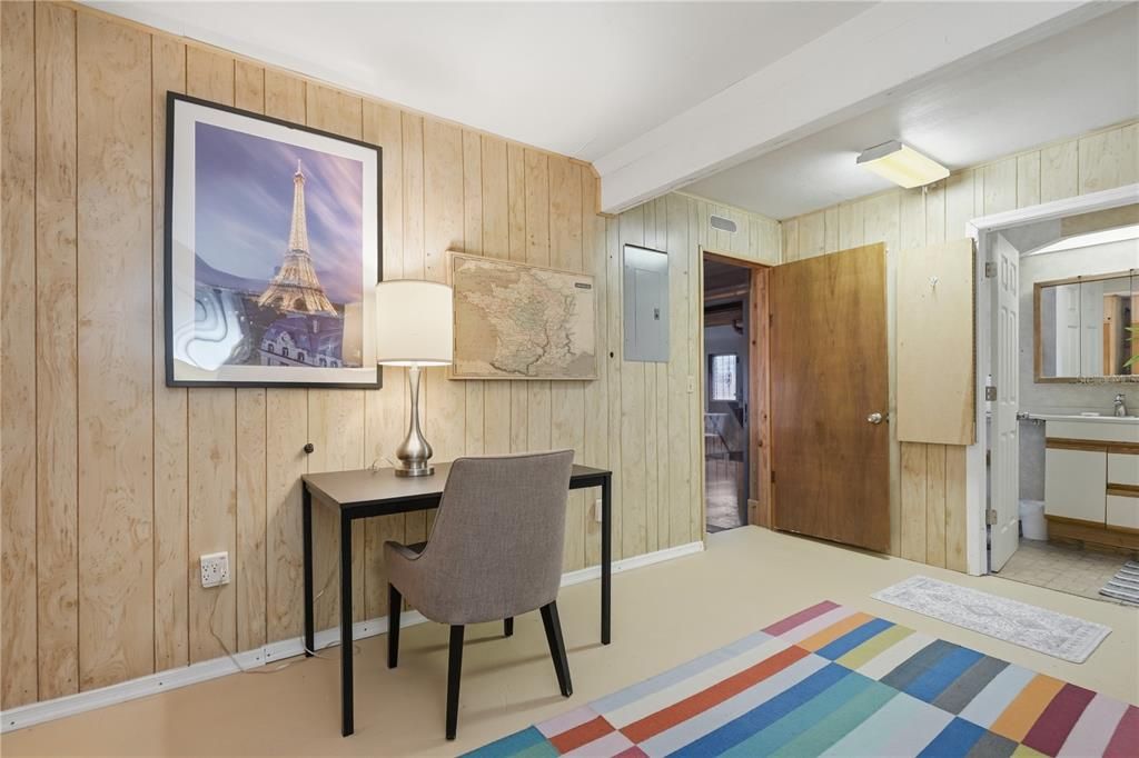 For Sale: $370,000 (3 beds, 2 baths, 1584 Square Feet)