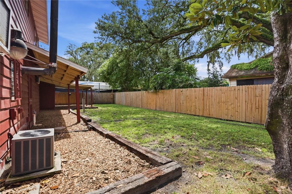 For Sale: $370,000 (3 beds, 2 baths, 1584 Square Feet)