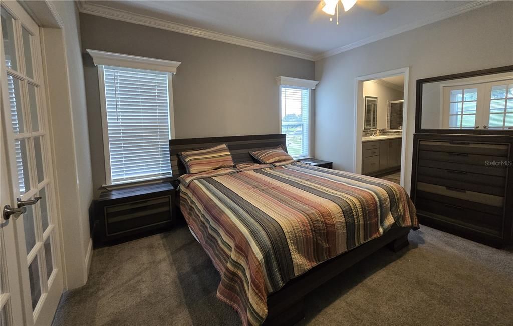 For Sale: $325,000 (3 beds, 2 baths, 1920 Square Feet)