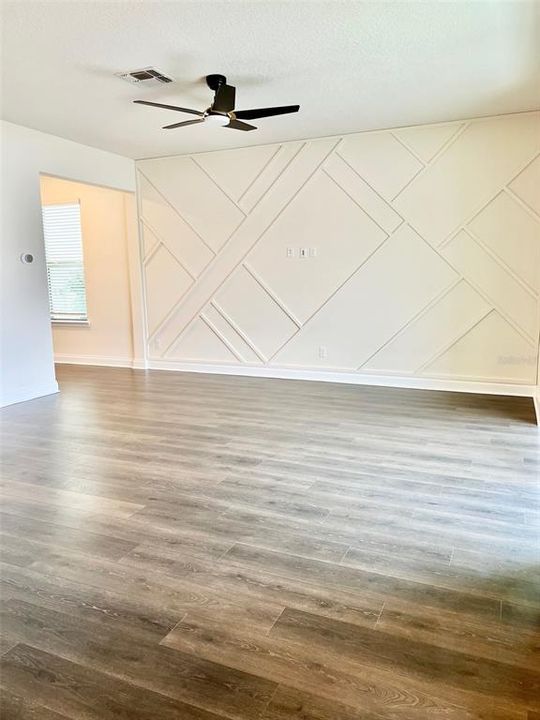 For Rent: $3,450 (4 beds, 2 baths, 2368 Square Feet)