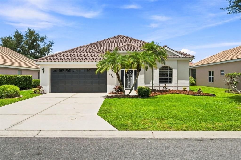 For Sale: $650,000 (4 beds, 2 baths, 2063 Square Feet)