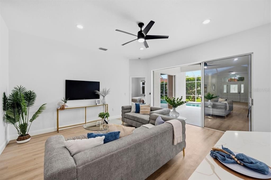 For Sale: $650,000 (4 beds, 2 baths, 2063 Square Feet)