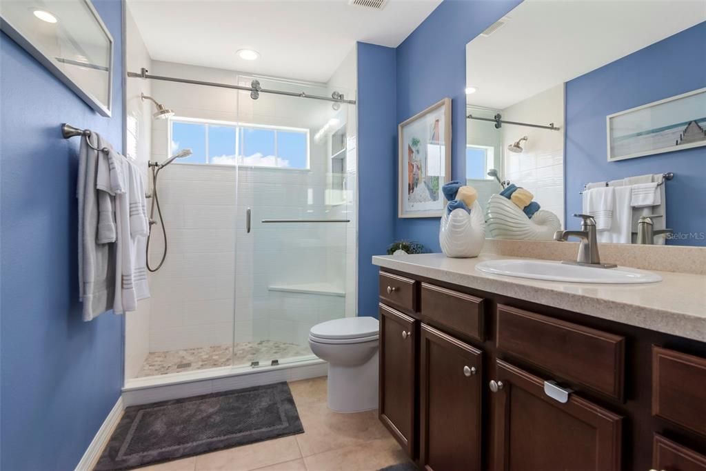 For Sale: $324,900 (3 beds, 2 baths, 1692 Square Feet)