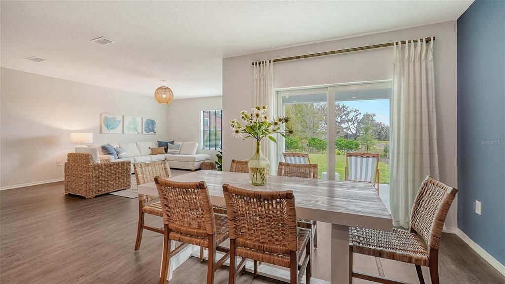 For Sale: $350,555 (4 beds, 2 baths, 1817 Square Feet)