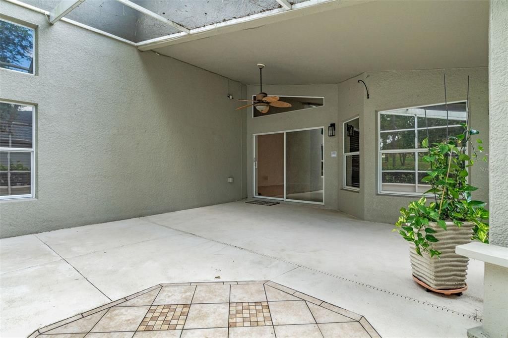 En Venta: $298,998 (3 camas, 2 baños, 1970 Pies cuadrados)