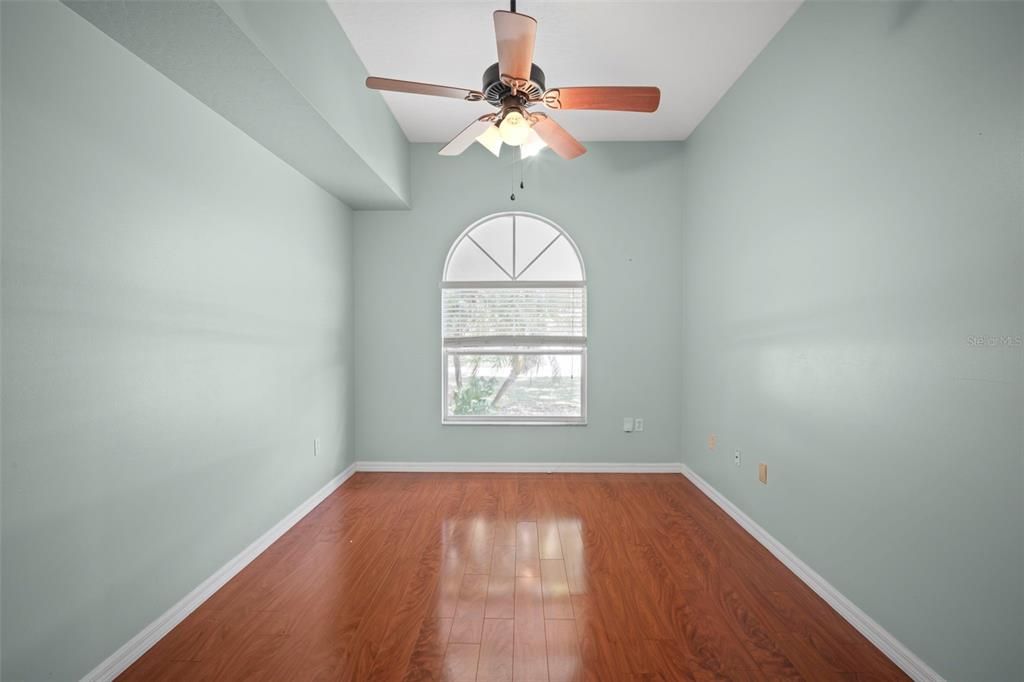 For Sale: $320,900 (3 beds, 2 baths, 1611 Square Feet)