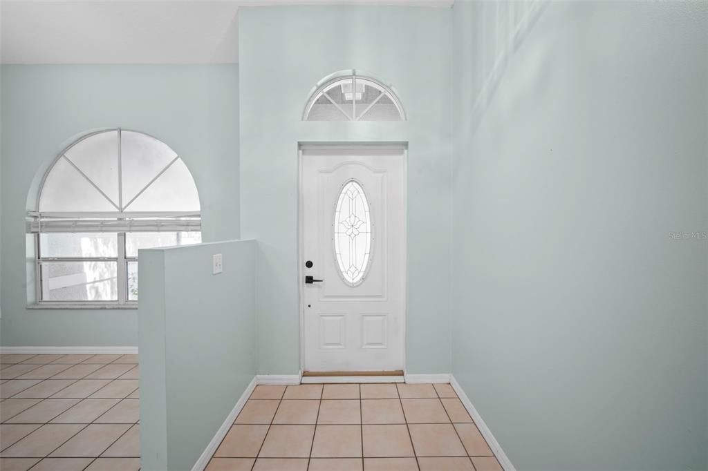 For Sale: $320,900 (3 beds, 2 baths, 1611 Square Feet)