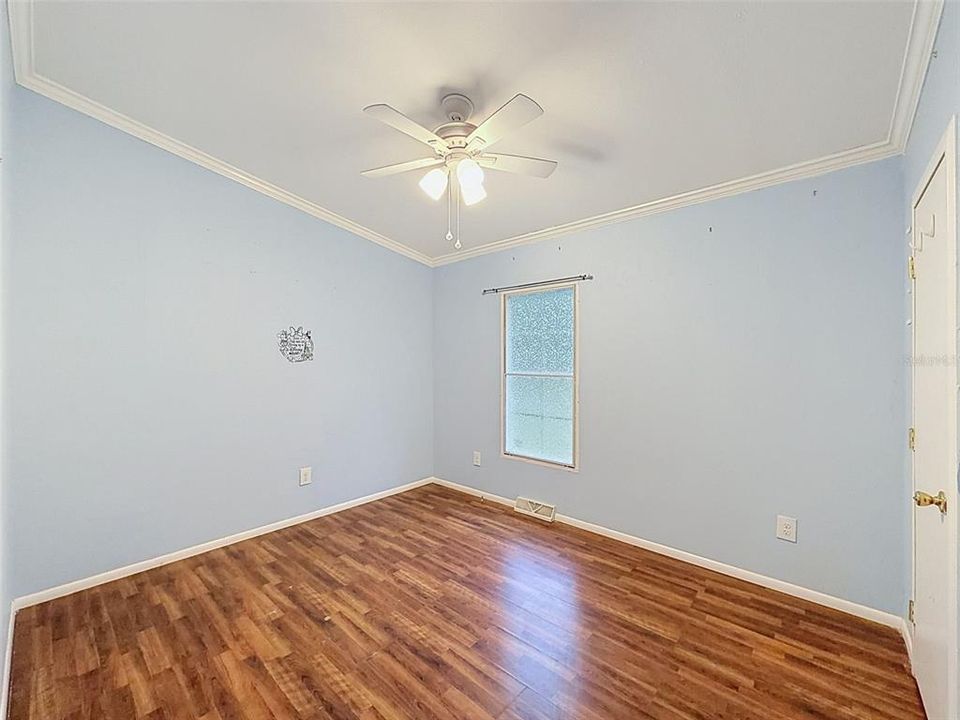 For Sale: $249,900 (4 beds, 2 baths, 2128 Square Feet)