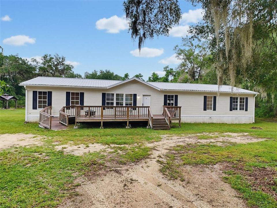 For Sale: $249,900 (4 beds, 2 baths, 2128 Square Feet)