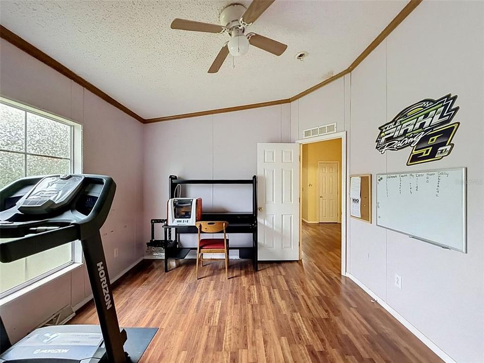 For Sale: $249,900 (4 beds, 2 baths, 2128 Square Feet)