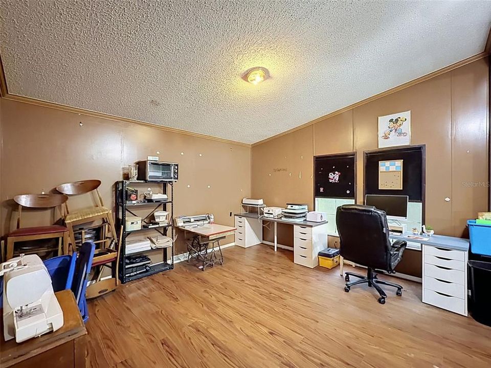 For Sale: $249,900 (4 beds, 2 baths, 2128 Square Feet)